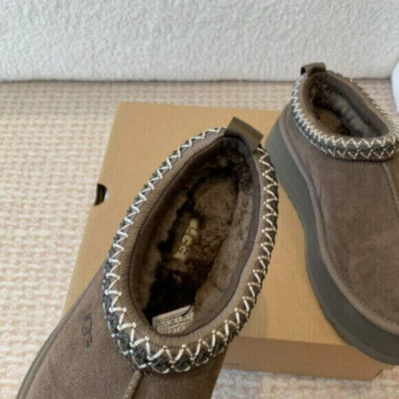 UGG Women's Tazz Hickory - Picture 4 of 7